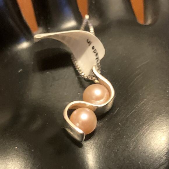 Pink freshwater pearl necklace, 16” SS chain - Picture 2 of 3